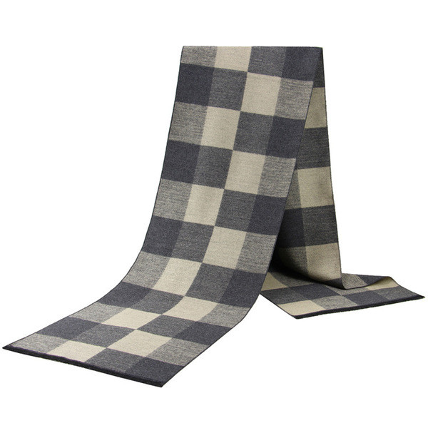 Alkalmi férfi kockás sál négy színben, férfiaknak is megfelelő