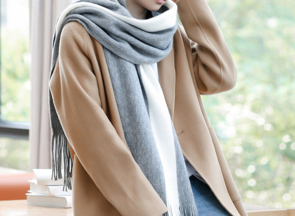 Aktuális férfi sál rojtokkal - több színben