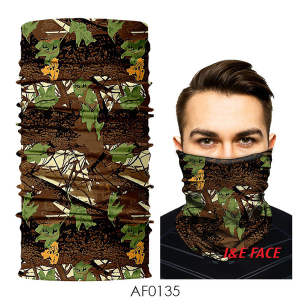 Varrat nélküli férfi sál vagy motorháztető terepszínű alkalmazásokkal - véd a naptól és más külső hatásoktól