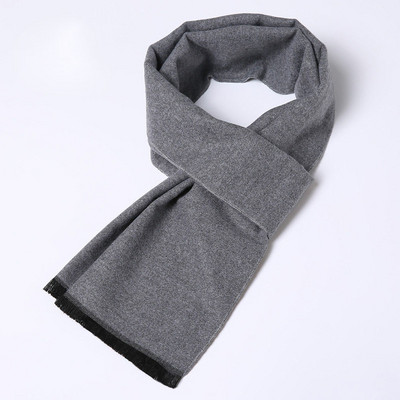 Divatos férfi színű, bojtos sál