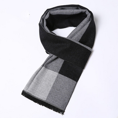 Divatos férfi színű, bojtos sál