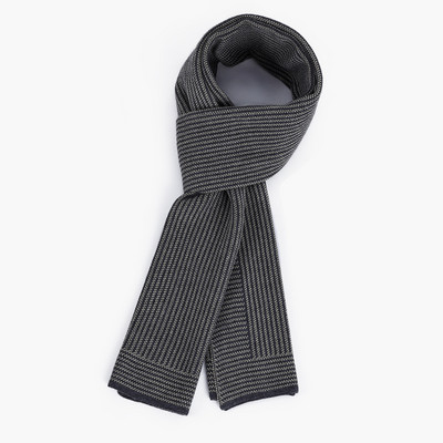 Aktuális férfi sál-több modell