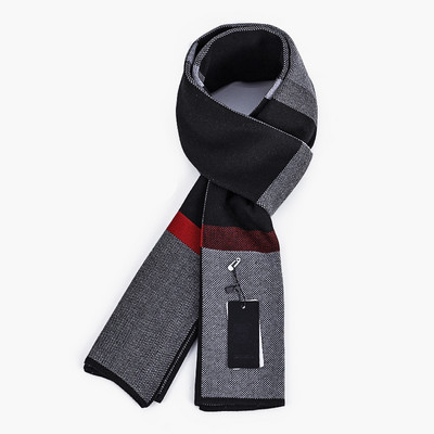 Aktuális férfi sál-több modell