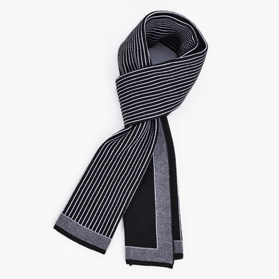 Aktuális férfi sál-több modell