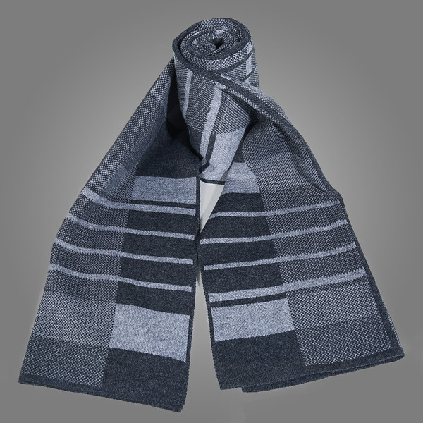 Aktuális férfi sál-több modell