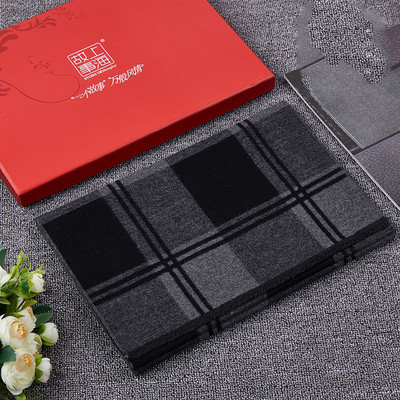 Μοντέρνο κασκόλ φθινόπωρο-χειμερινό