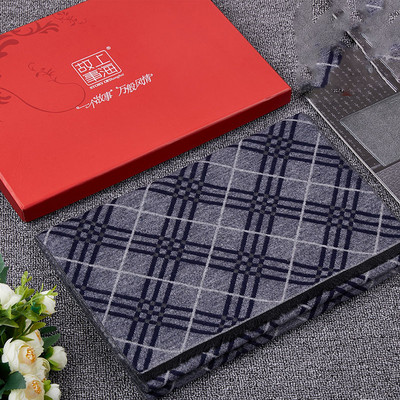 Μοντέρνο κασκόλ φθινόπωρο-χειμερινό