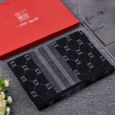 Μοντέρνο κασκόλ φθινόπωρο-χειμερινό