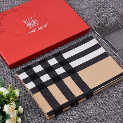 Μοντέρνο κασκόλ φθινόπωρο-χειμερινό