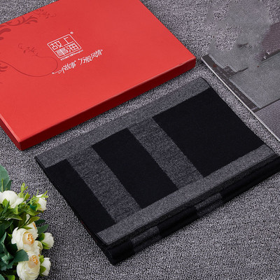 Μοντέρνο κασκόλ φθινόπωρο-χειμερινό