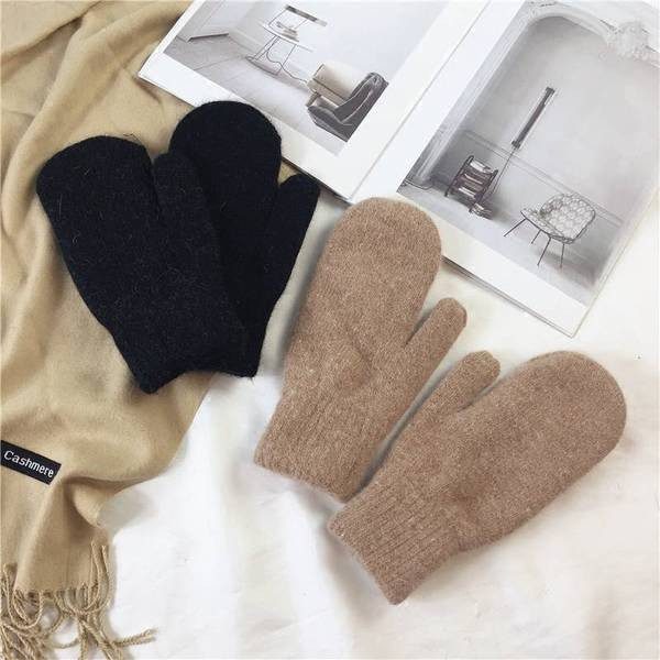 Γυναικεία μάλλινα γάντια για το χειμώνα