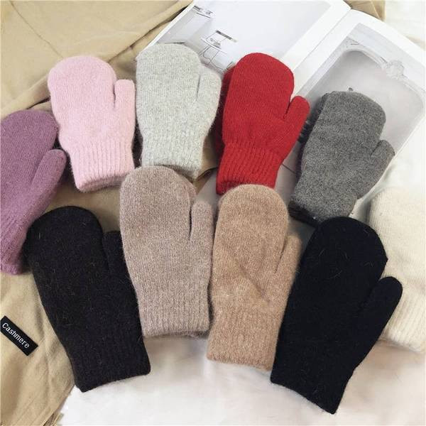 Γυναικεία μάλλινα γάντια για το χειμώνα
