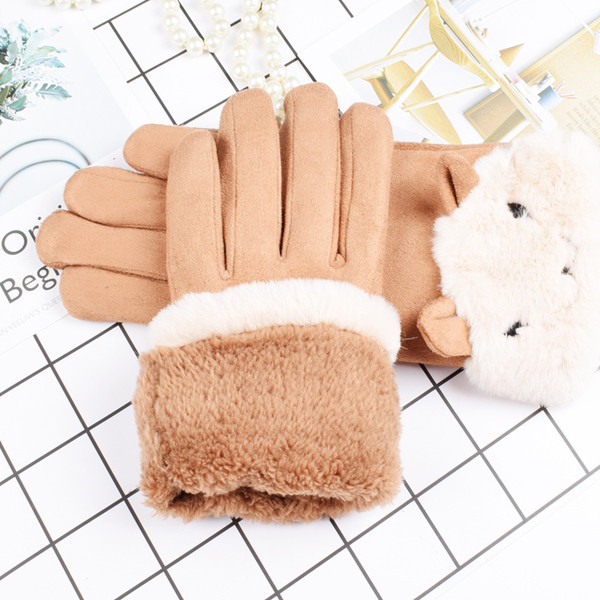 Meleg női kesztyű 3D elemmel