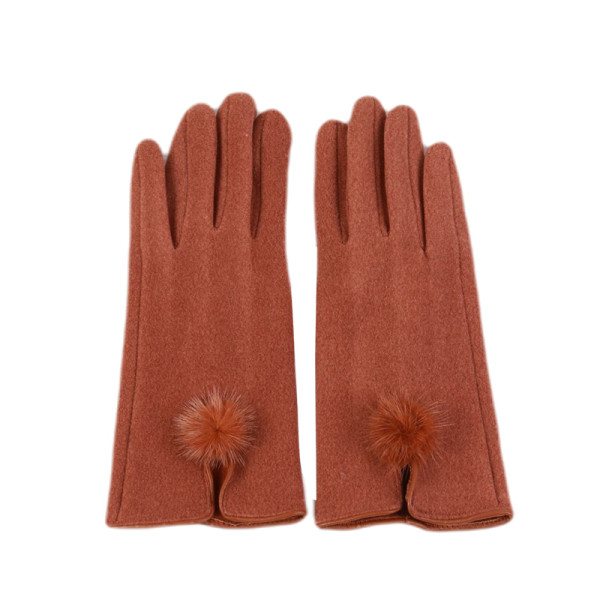 Pehelyes női kesztyű új modellje