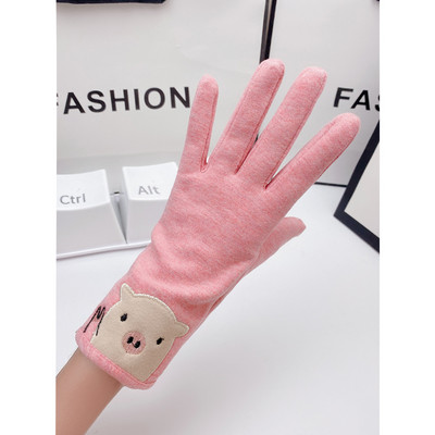 Meleg női kesztyű mintával