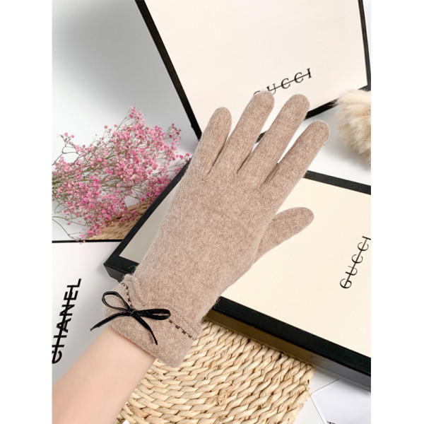 Γυναικεία μάλλινα γάντια με κορδέλα
