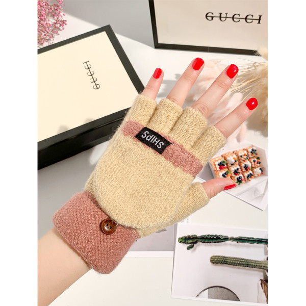 Kötött női téli kesztyű