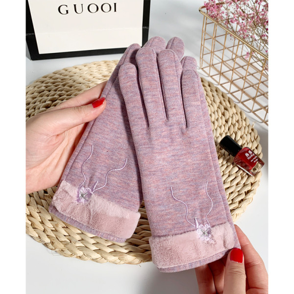 Női gyapjúkesztyű virághímzéssel