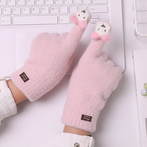 Alkalmi női kesztyű emblémával és 3D elemekkel