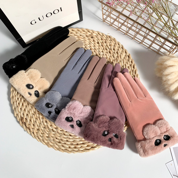 Γυναικεία μοντέρνα γάντια με τρισδιάστατο στοιχείο και γούνα