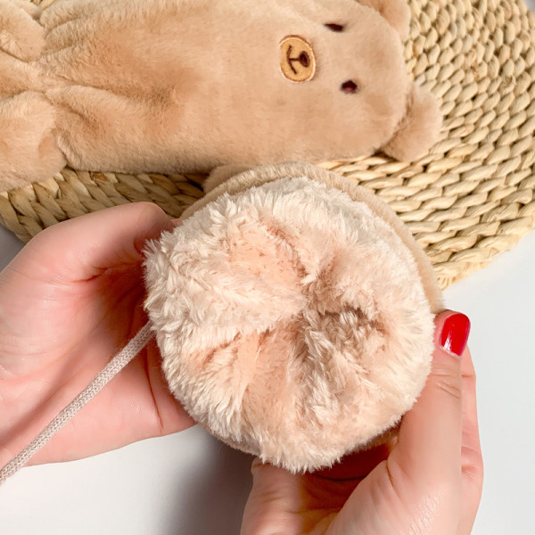 Ženske rukavice od perja sa 3D elementom