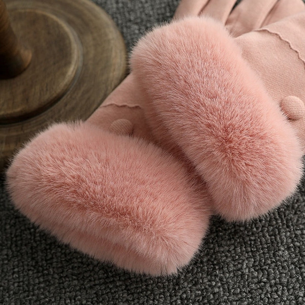 Női téli kesztyű gombbal és pehellyel