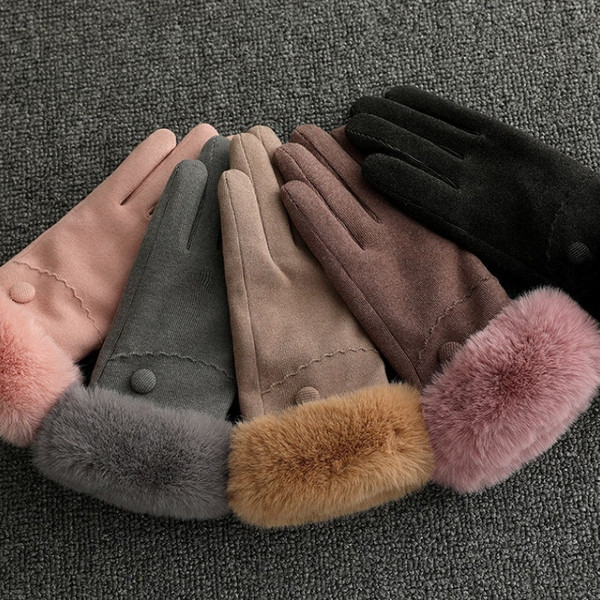 Női téli kesztyű gombbal és pehellyel