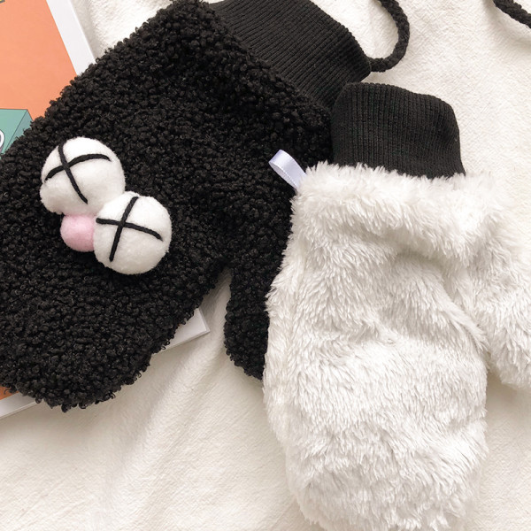 Μοντέρνα  γυναικεία γάντια με τρισδιάστατο στοιχείο