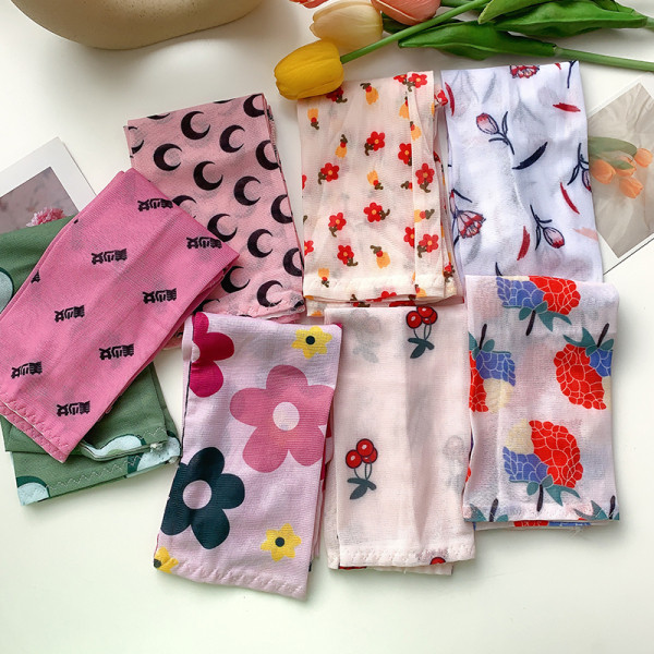 Hosszú női kesztyű új modellje, változatos alkalmazásokkal