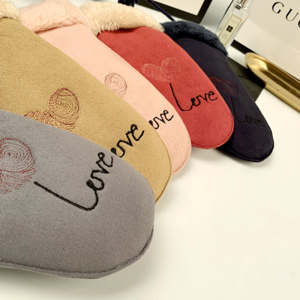 Ženske antilop rukavice sa izvezenim srcem