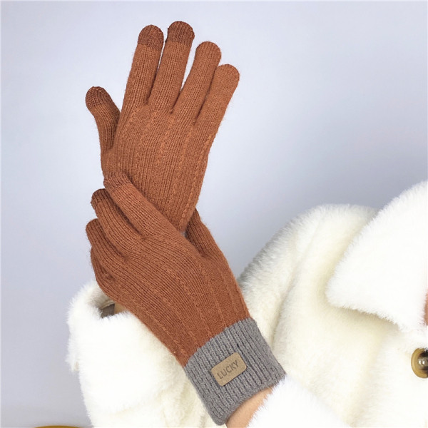 Alkalmi női kötött kesztyű emblémával