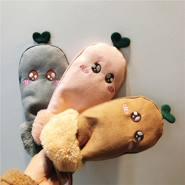 Meleg és kényelmes, téli női kesztyű applikációkkal