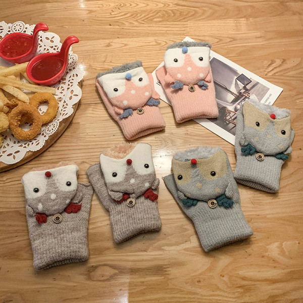 Karácsonyi női kesztyűk különböző színekben 3D elemekkel