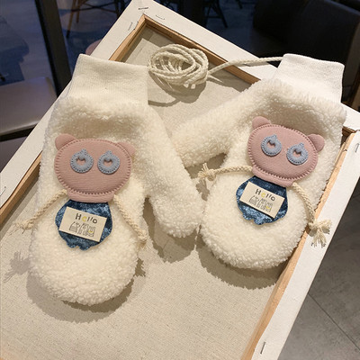 Meleg női kesztyű 3D díszítéssel - cicák