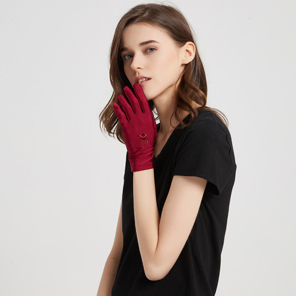 Novi model ženskih rukavica - sa vezom