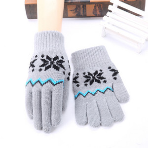 Ikdienas sieviešu ziemas cimdi - vairāki modeļi