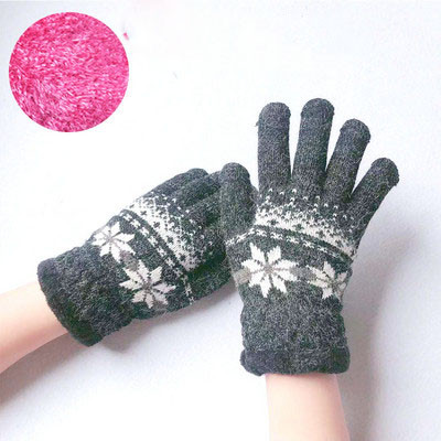 Ikdienas sieviešu ziemas cimdi - vairāki modeļi