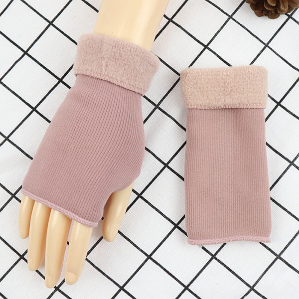 Sooja voodriga vabaaja naiste kindalõikeline mudel