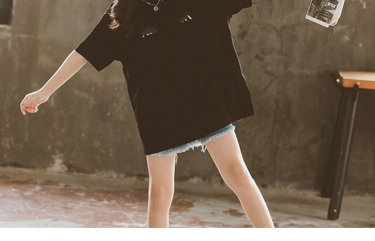 Modern gyerekblúz rövid ujjú, rátéttel