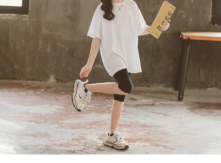 Modern gyerekblúz rövid ujjú, rátéttel