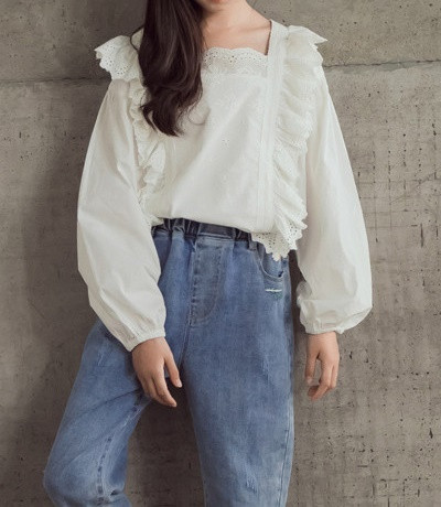 Stílusos, hosszú ujjú gyermekblúz lányoknak