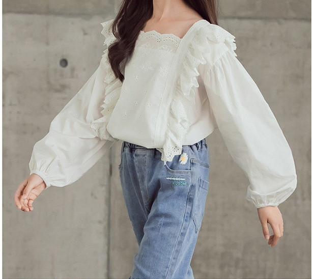 Stílusos, hosszú ujjú gyermekblúz lányoknak