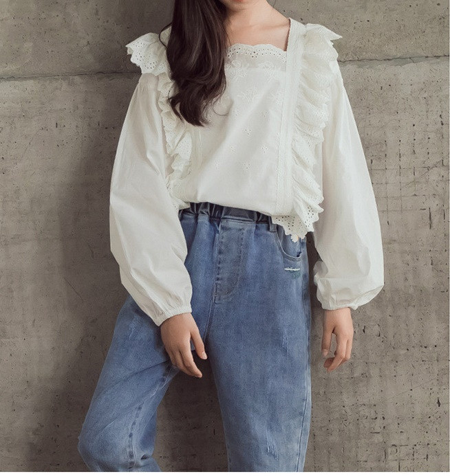 Stílusos, hosszú ujjú gyermekblúz lányoknak