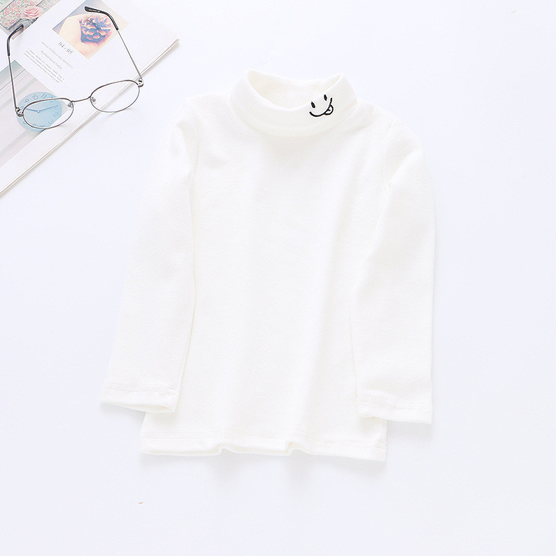 Modern gyerekblúz sima modell hímzéssel