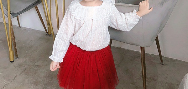 Modern, hosszú ujjú gyermeking lányoknak