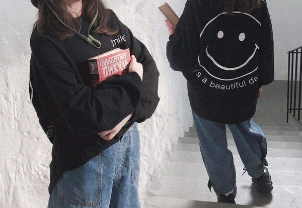 Gyermek korszerű blúz lányoknak rátéttel