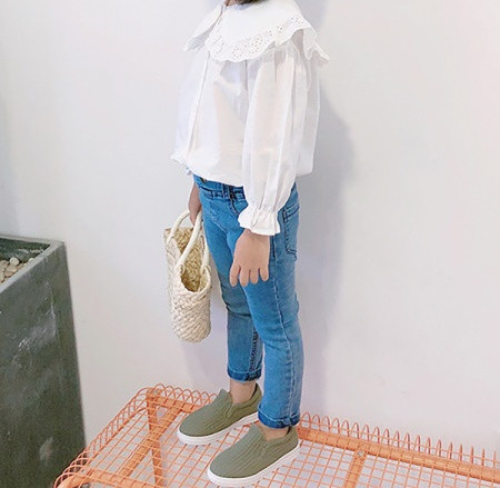 Modern, gombos gyereking lányoknak