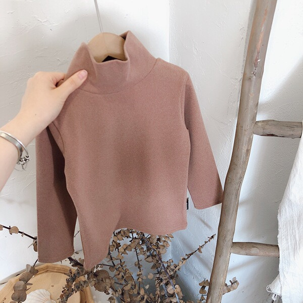 Alkalmi gyermekblúz lányoknak magas gallérral