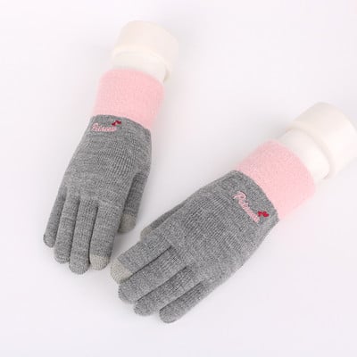 Γυναικεία πλεκτά γάντια με χριστουγεννιάτικα μοτίβα