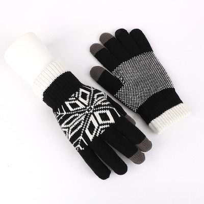 Γυναικεία πλεκτά γάντια με χριστουγεννιάτικα μοτίβα